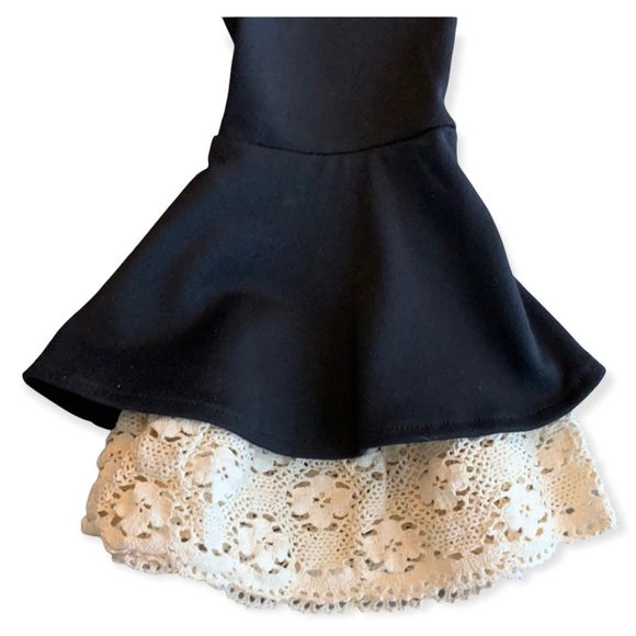 Mini Black Dress Lace Cream Cuffs - Size Small - Picture 3 of 8